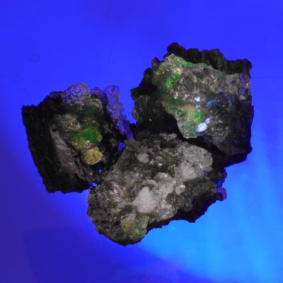 UV Mineral: Hyalithe