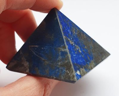 Lapislazuli, polierte Pyramide, CL