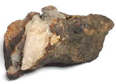 Aragonite x on Basalt, GER