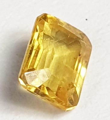 Golden Beryl , faceted – Octagon cut